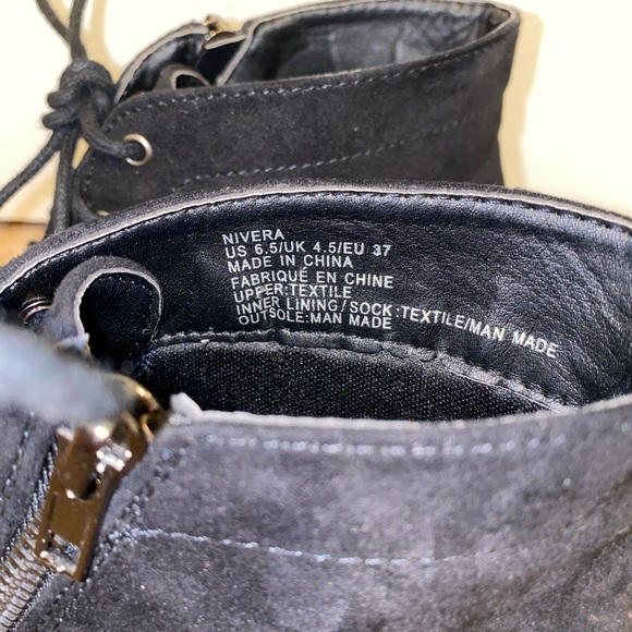 ShoeDazzle Booties - Never Worn - Picture 3 of 3